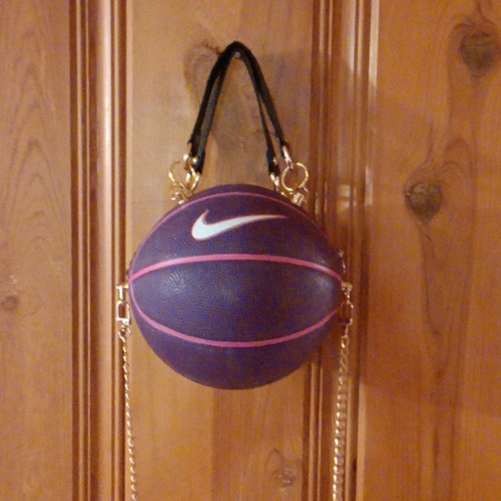 NWT NEW LIMITED EDITION HANDMADE NIKE SKILLS PURPLE/PINK π©·π BASKETBALL PURSEπ - Picture 8 of 16